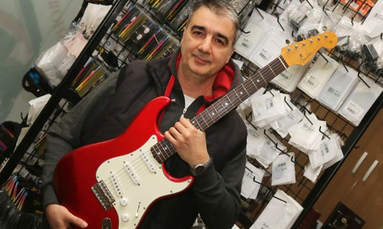 Meet Srdjan Jankovich Novi Sad's Master Guitarist and Repairman