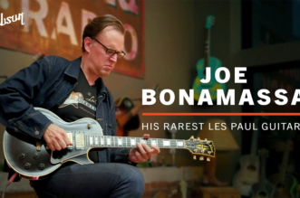 Joe Bonamassa with vintage Gibson Les Paul guitars